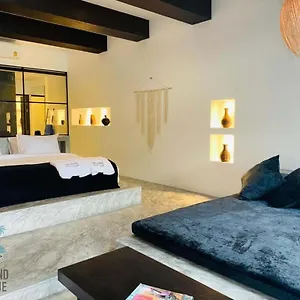 Tao Island Boutique Тау